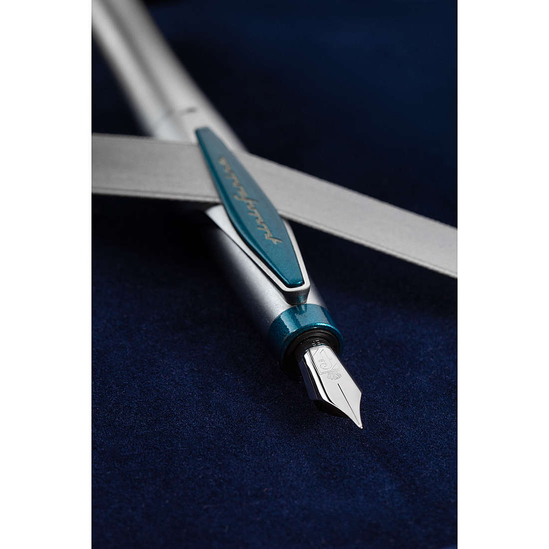 Individualisierte Stift mit Füllfederhalter von Pininfarina aus der Pf 90 Fountain 8033549717865
